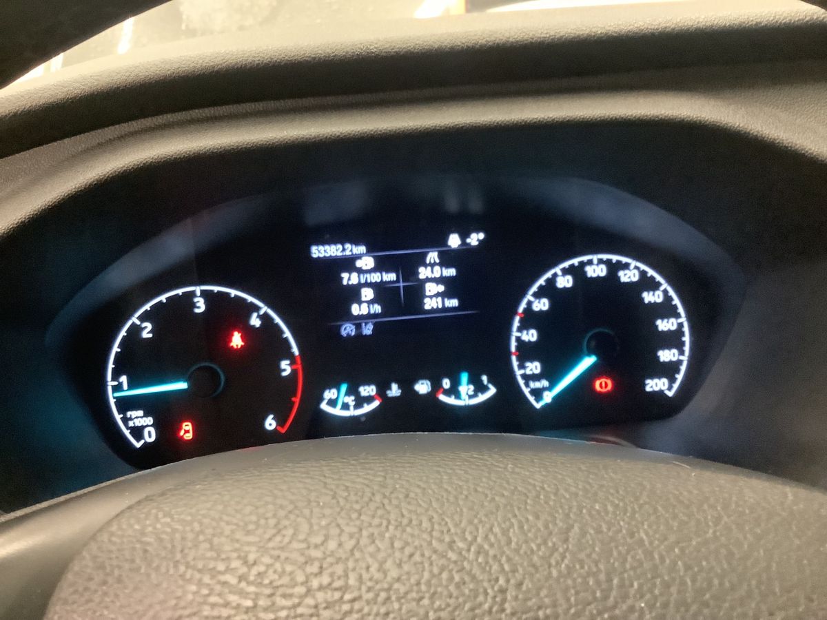 Ford Tourneo 2022 — photo 19