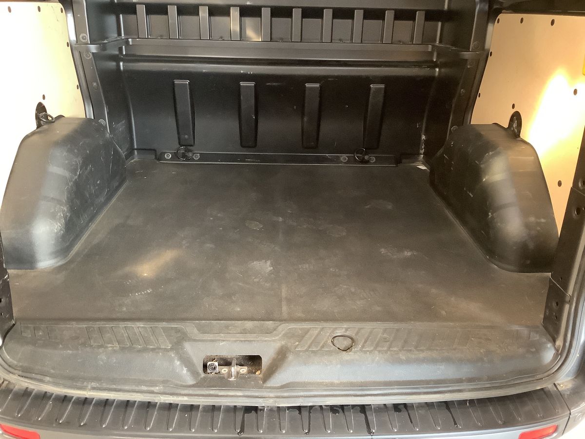 Ford Tourneo 2022 — photo 32