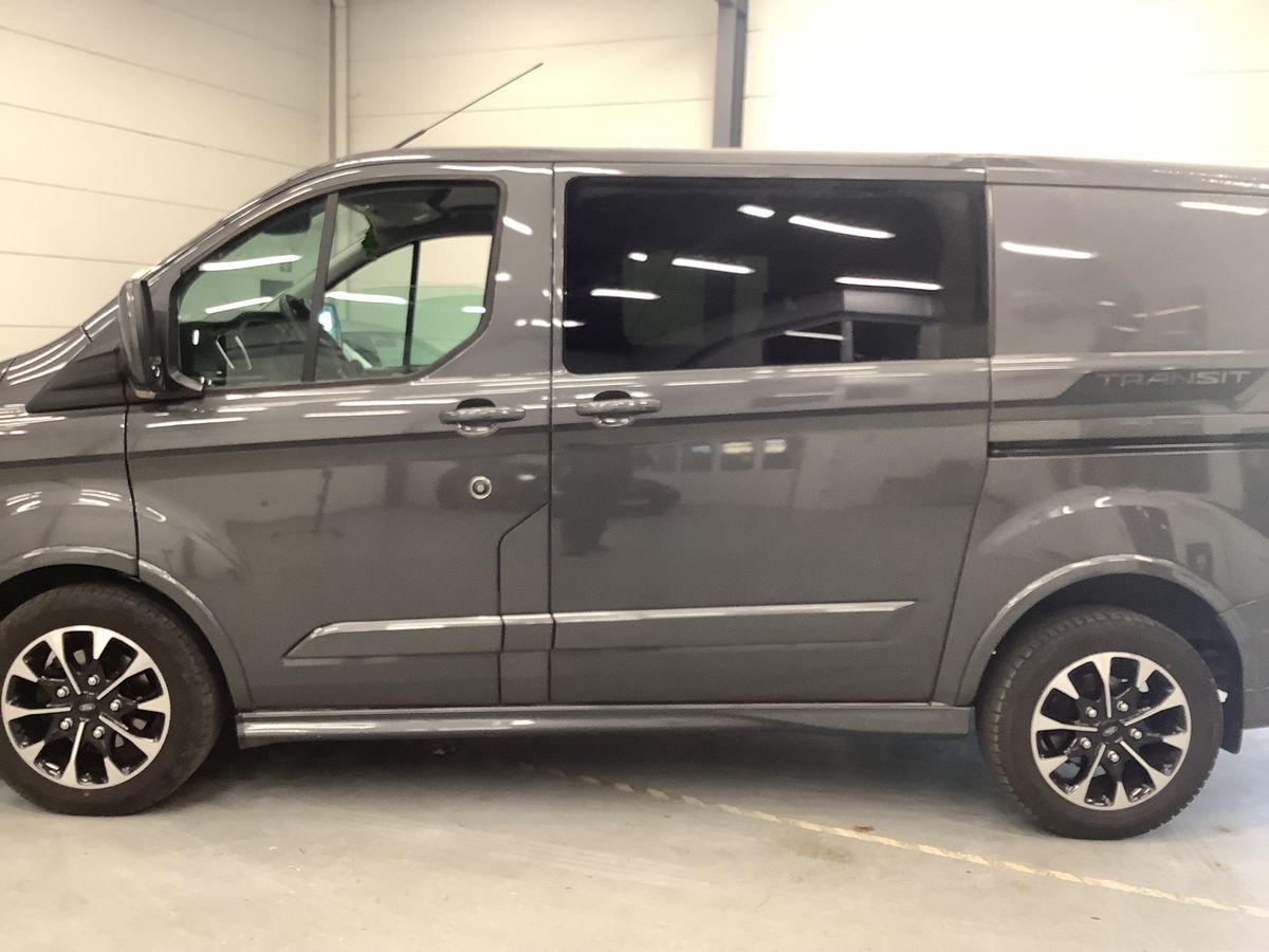 Ford Tourneo 2022 — photo 5