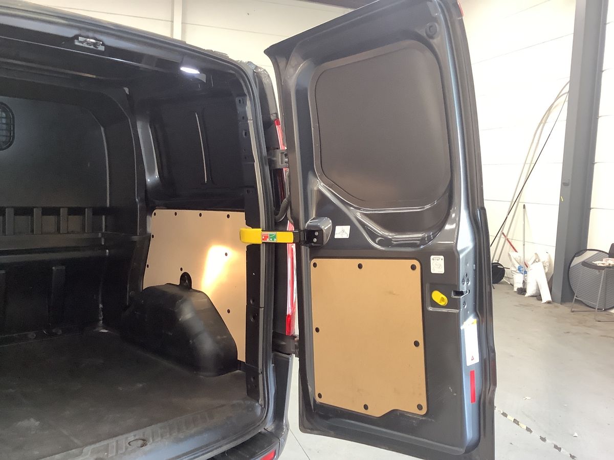 Ford Tourneo 2022 — photo 29