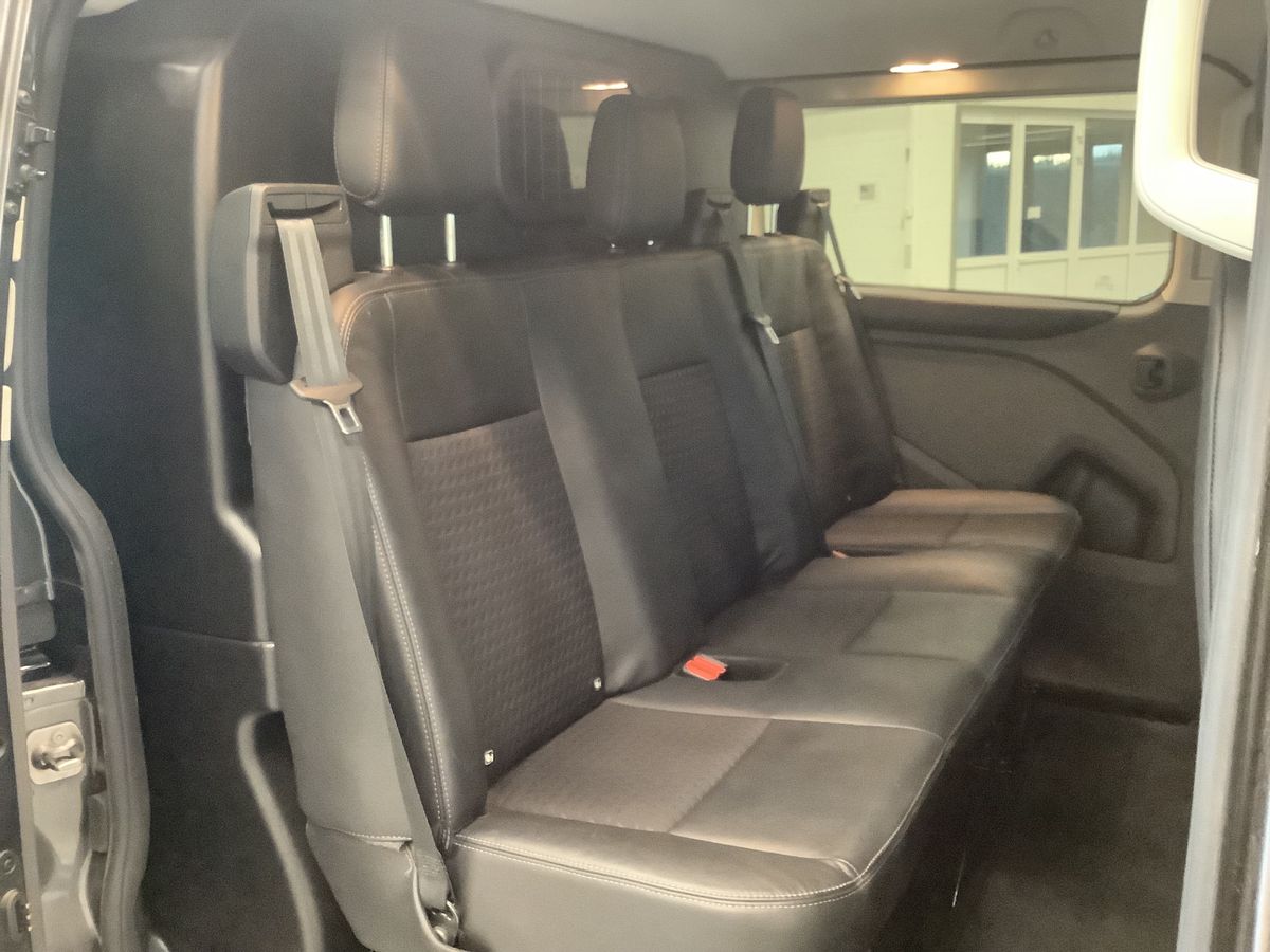 Ford Tourneo 2022 — photo 20