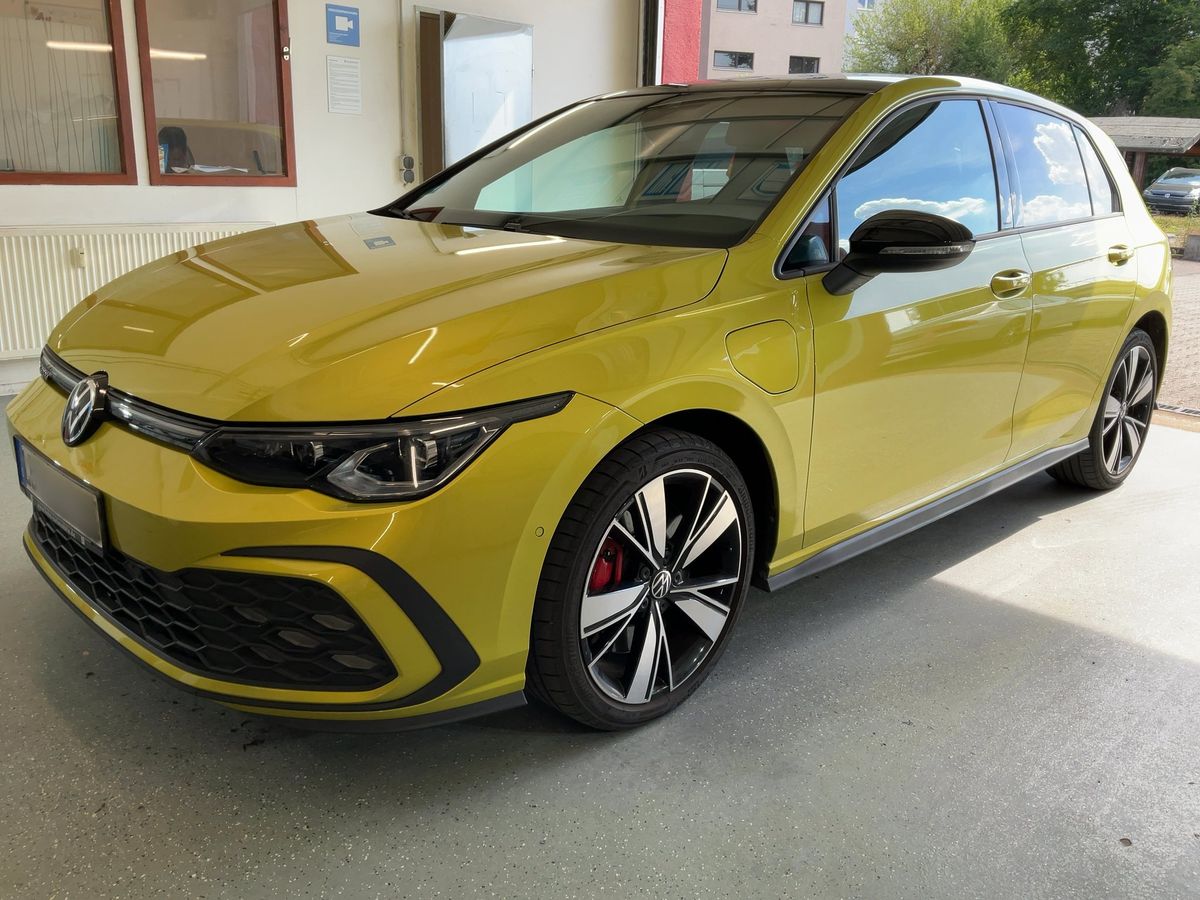 Volkswagen Golf 2021 — photo 1