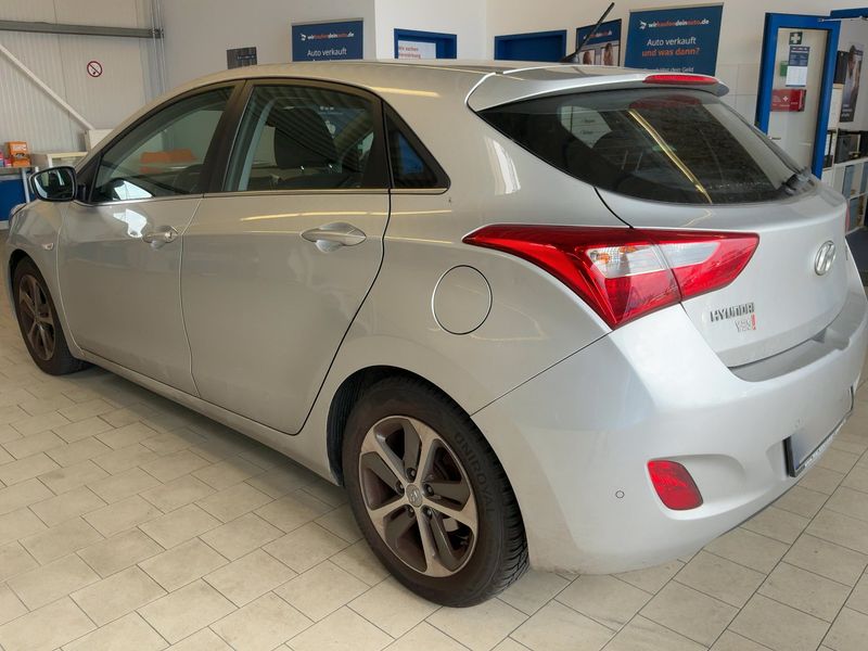 Hyundai i30 1.6 GDI YES! 2016 – снимка 6