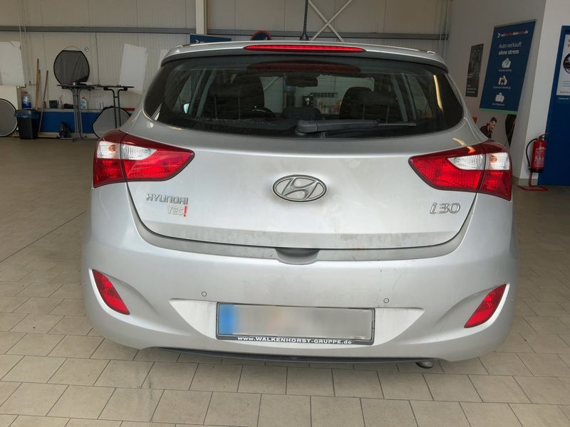 Hyundai i30 1.6 GDI YES! 2016 – снимка 7