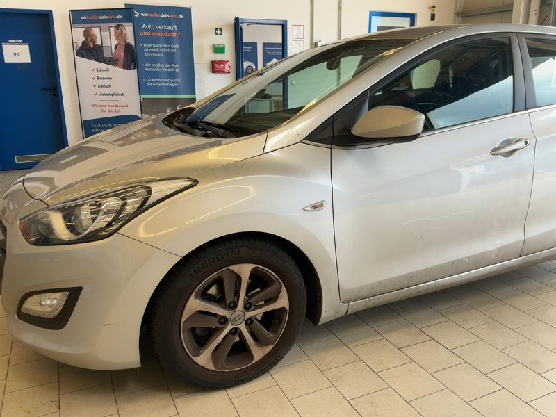 Hyundai i30 1.6 GDI YES! 2016 – снимка 2