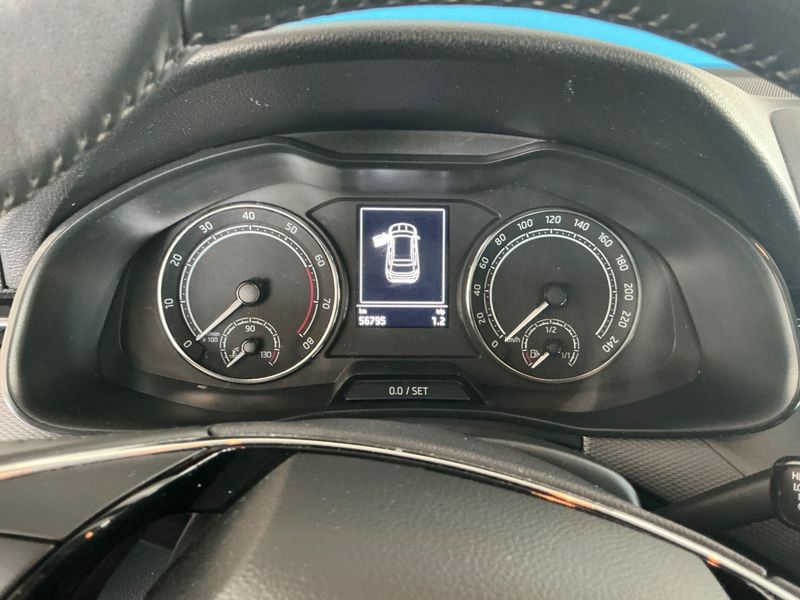 Skoda Kamiq 1.0 TSI Ambition — zdjęcie 13
