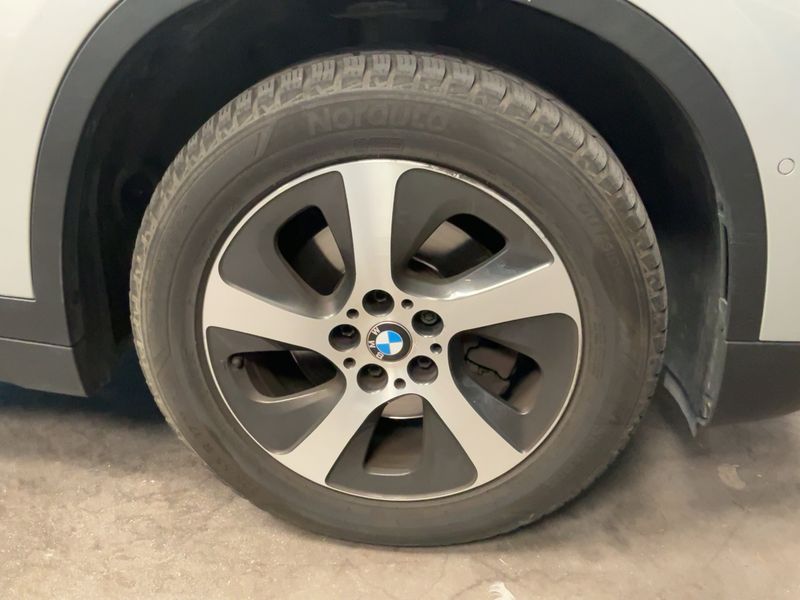 BMW X1 sDrive 18d Lounge 2017 – снимка 11
