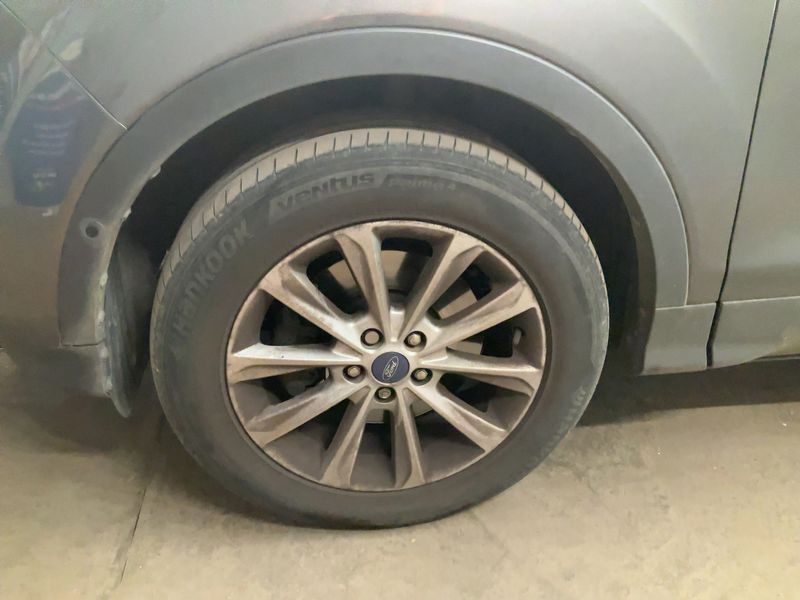 Ford Kuga 2.0 TDCi Titanium 2015 – снимка 3