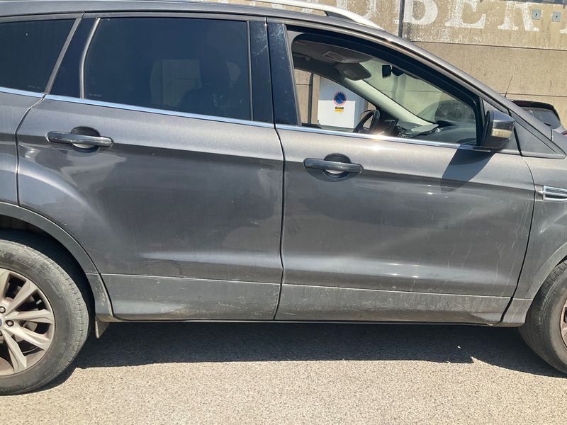Ford Kuga 2.0 TDCi Titanium 2015 – снимка 10