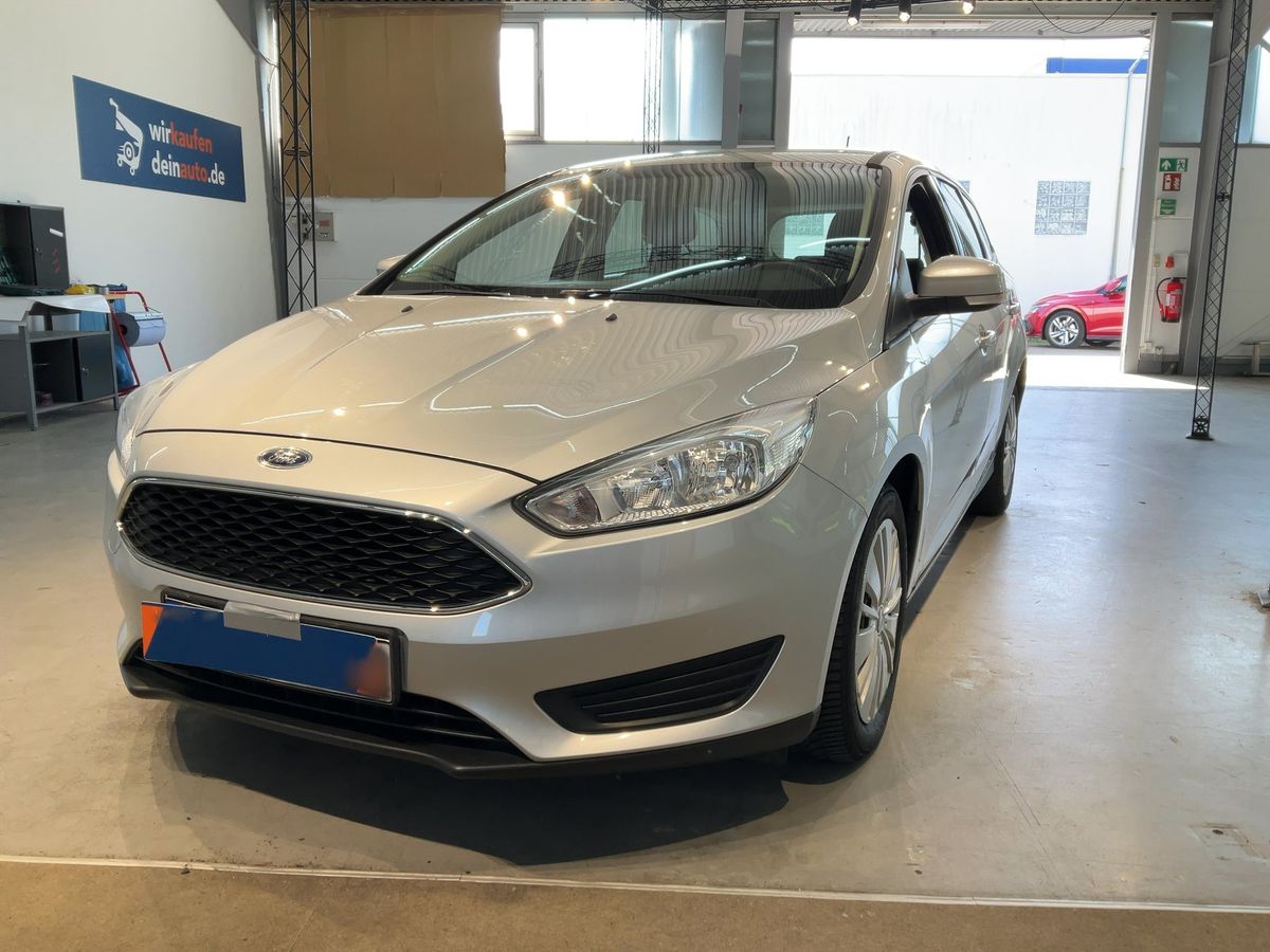 Ford Focus 2018 — photo 1