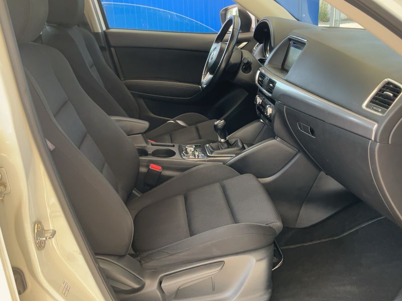 Mazda CX-5 2.2 Turbodiesel Style+ 2WD — zdjęcie 11
