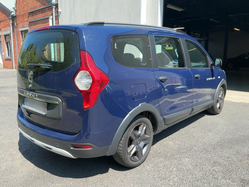 Dacia Lodgy 1.2 TCe Stepway Celebration — zdjęcie 6