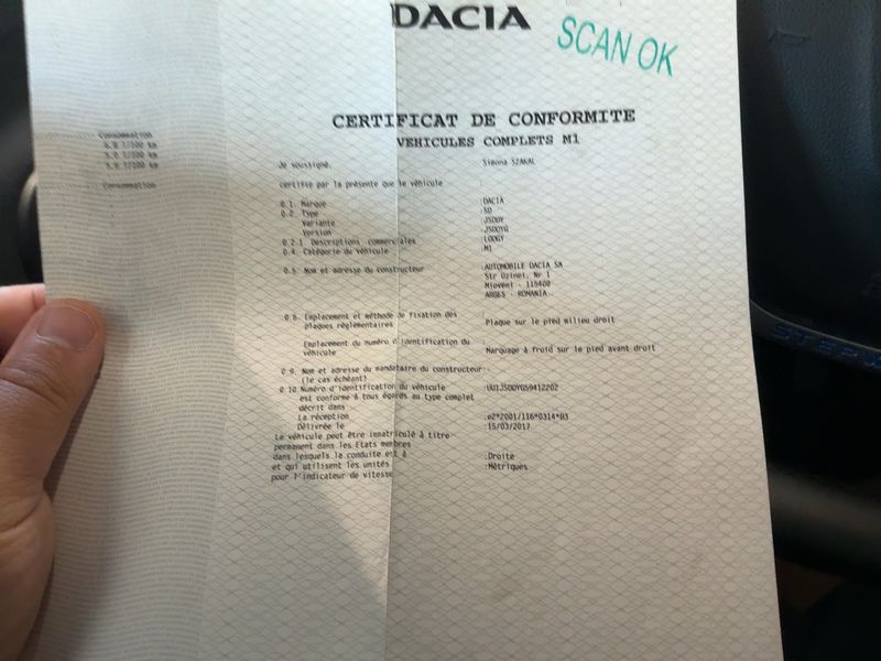 Dacia Lodgy 1.2 TCe Stepway Celebration — zdjęcie 16