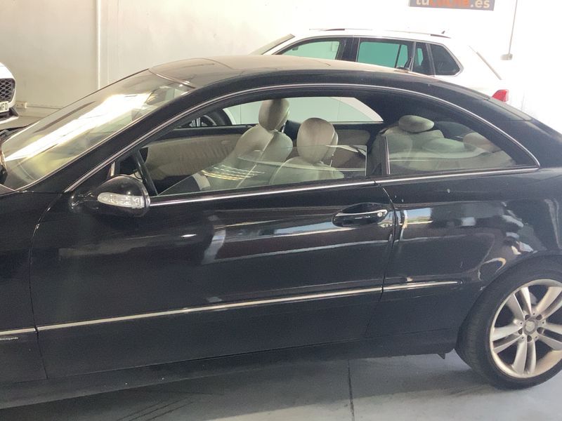 Mercedes-Benz CLK-Klasse CLK 220 CDI Avantgarde — zdjęcie 4