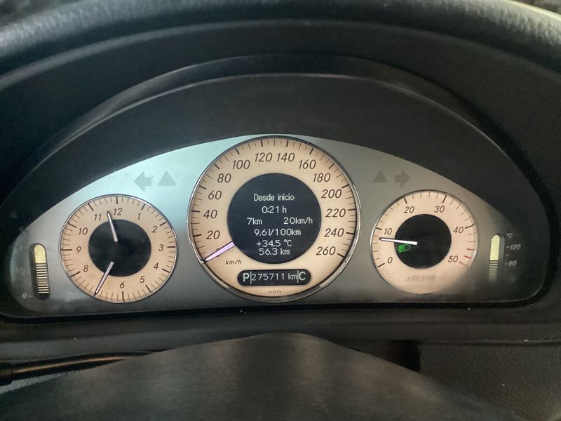 Mercedes-Benz CLK-Klasse CLK 220 CDI Avantgarde — zdjęcie 13