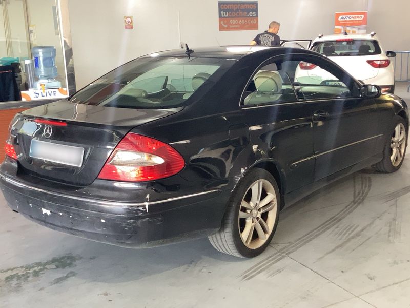 Mercedes-Benz CLK-Klasse CLK 220 CDI Avantgarde — zdjęcie 6