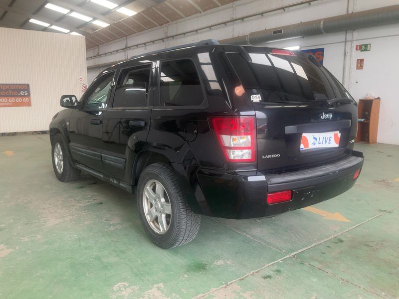Jeep Grand Cherokee 3.0 CRD Laredo — zdjęcie 3