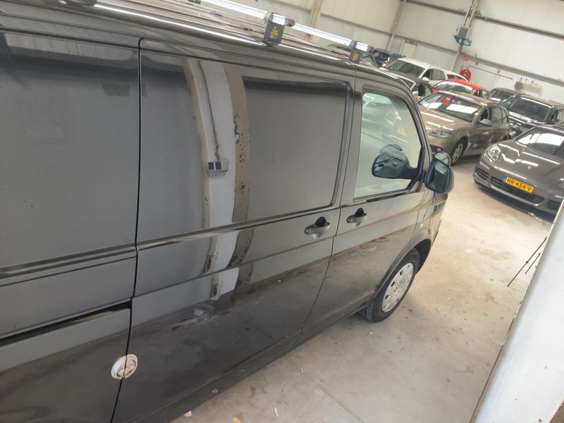 Volkswagen T5 Transporter 2.0 TDI Kasten — zdjęcie 7