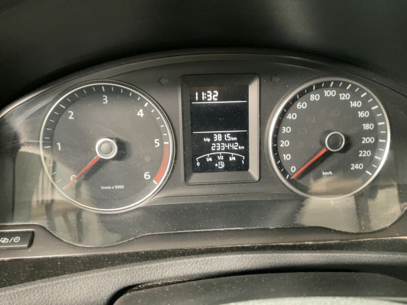 Volkswagen T5 Transporter 2.0 TDI Kasten — zdjęcie 13