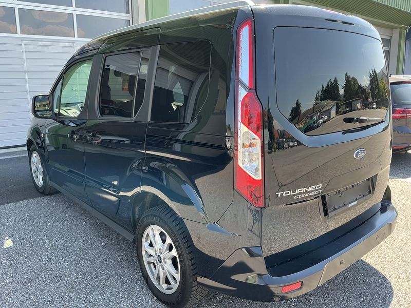 Ford Tourneo Connect 1.0 EcoBoost Titanium — zdjęcie 3