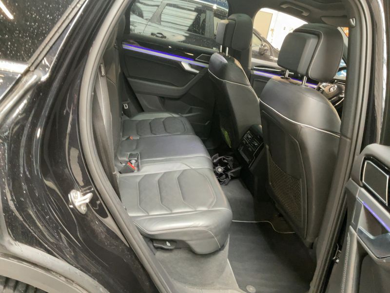 Volkswagen Touareg 3.0 V6 TDI Elegance 4Motion — zdjęcie 14