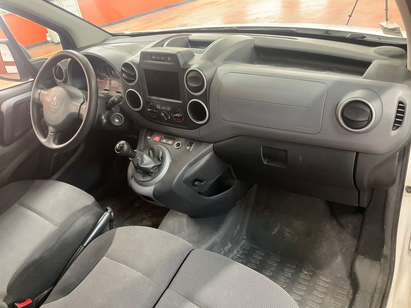 Peugeot Partner 1.6 Blue-HDi L1 Premium Pack — zdjęcie 12