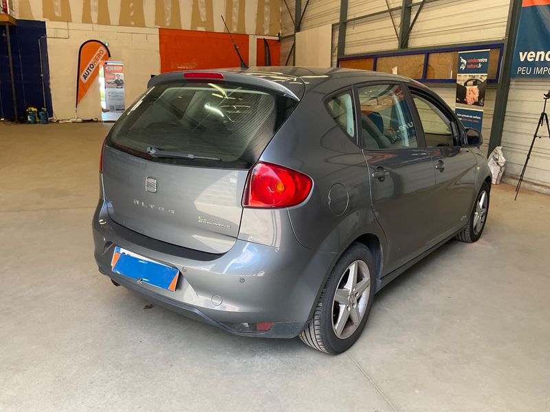 Seat Altea 1.6 TDI Reference — zdjęcie 2
