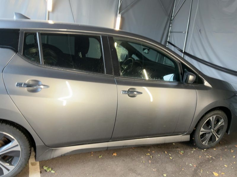 Nissan Leaf electric drive 110 kW N-Connecta — zdjęcie 7