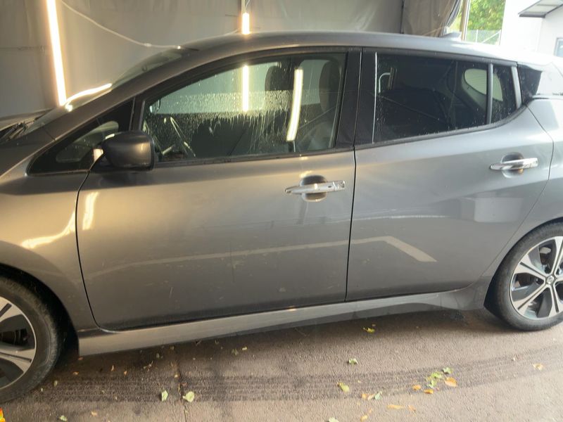 Nissan Leaf electric drive 110 kW N-Connecta — zdjęcie 4