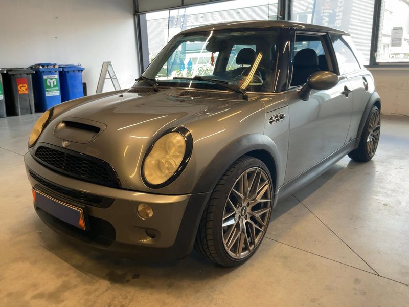 MINI Cooper S — zdjęcie 1