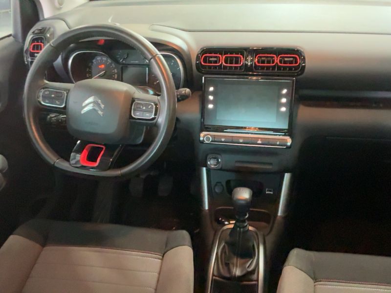 Citroen C3 Aircross 1.2 PureTech Shine — zdjęcie 12
