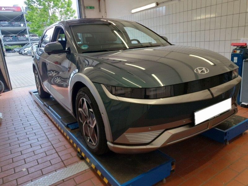 Hyundai IONIQ 2024