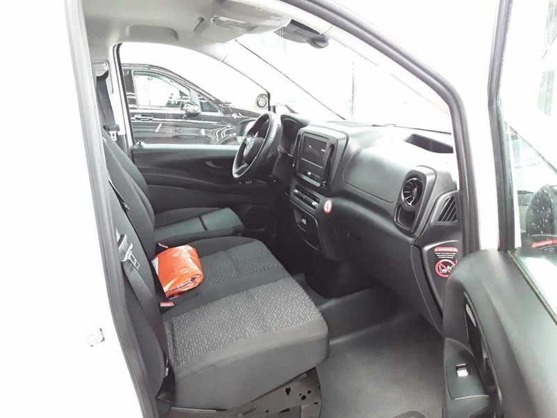 Mercedes-Benz Vito 116 CDI PRO RWD extralang — zdjęcie 8