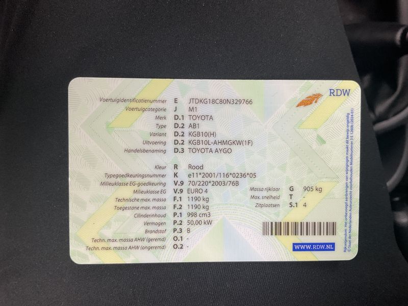 Toyota Aygo 1.0 — zdjęcie 5