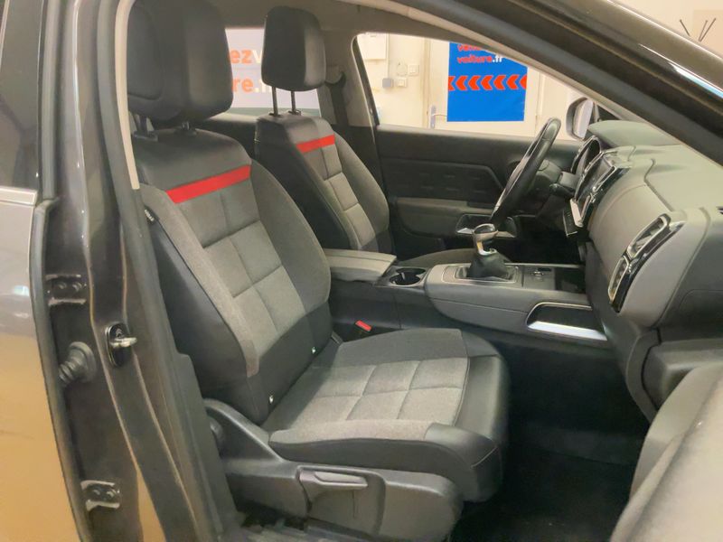 Citroen C5 Aircross 1.2 PureTech Feel — zdjęcie 11