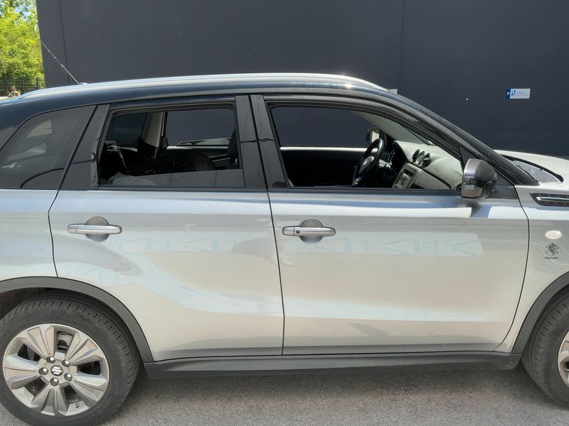 Suzuki Vitara 1.4 BoosterJet Mild-Hybrid Comfort+ 4x4 2022 – снимка 10