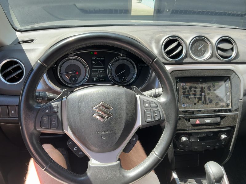Suzuki Vitara 1.4 BoosterJet Mild-Hybrid Comfort+ 4x4 2022 – снимка 18