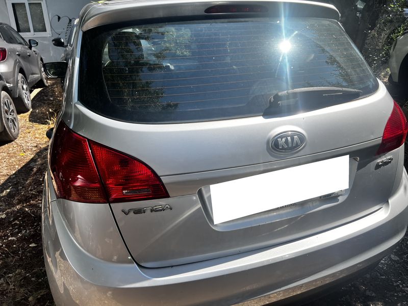 Kia Venga 1.4 CRDi Easy — zdjęcie 4