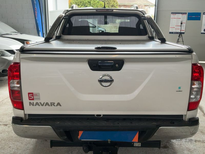 Nissan Navara Pick-up 2.3 dCi Trek Double Cab 4x4 — zdjęcie 5