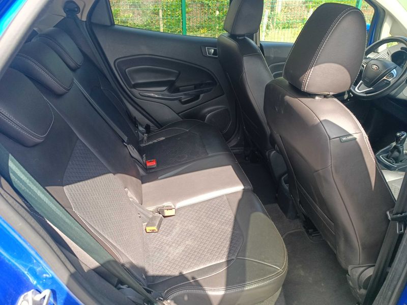 Ford EcoSport 1.0 EcoBoost Titanium — zdjęcie 14
