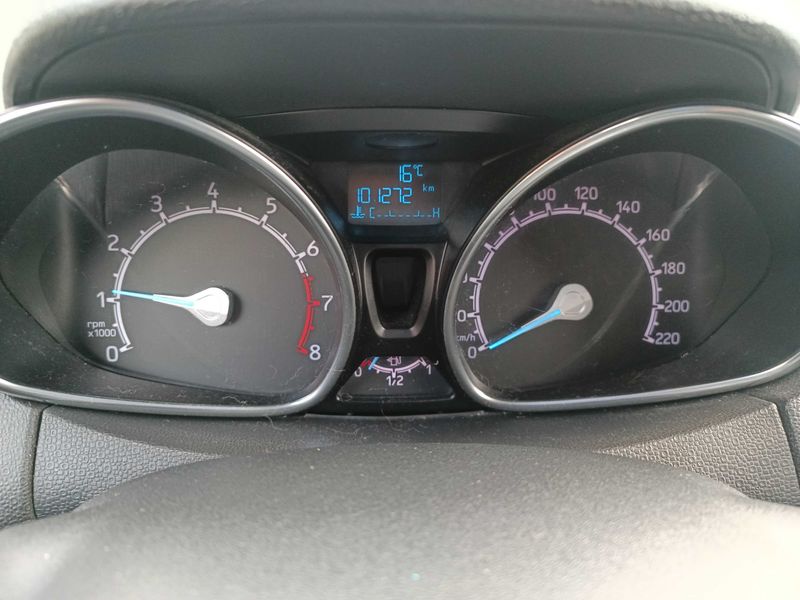 Ford EcoSport 1.0 EcoBoost Titanium — zdjęcie 12