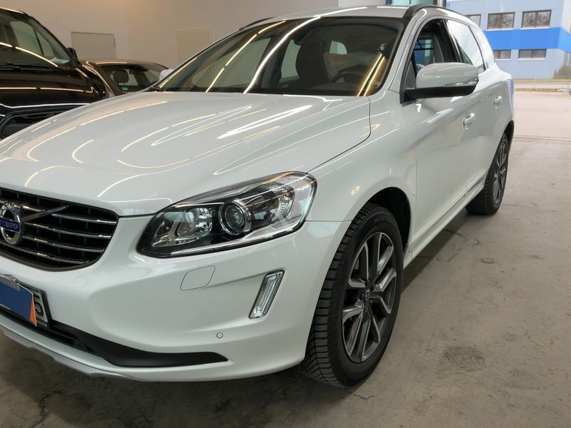 XC60 2.4 D5 Momentum AWD