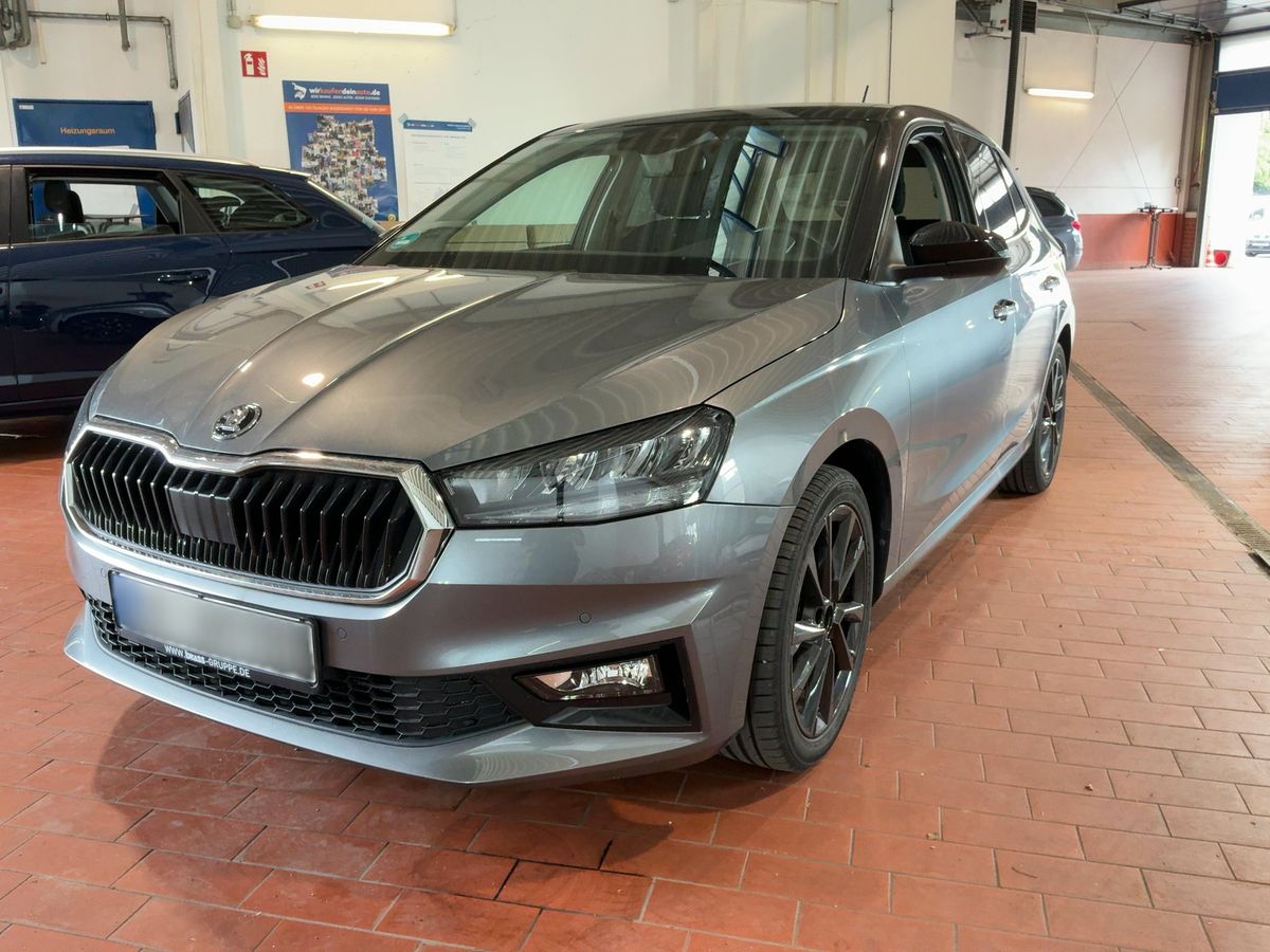 Skoda Fabia 2022 — photo 1