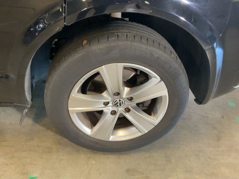 Volkswagen T5 Transporter 2.0 TDI Kasten lang 2012 – снимка 11