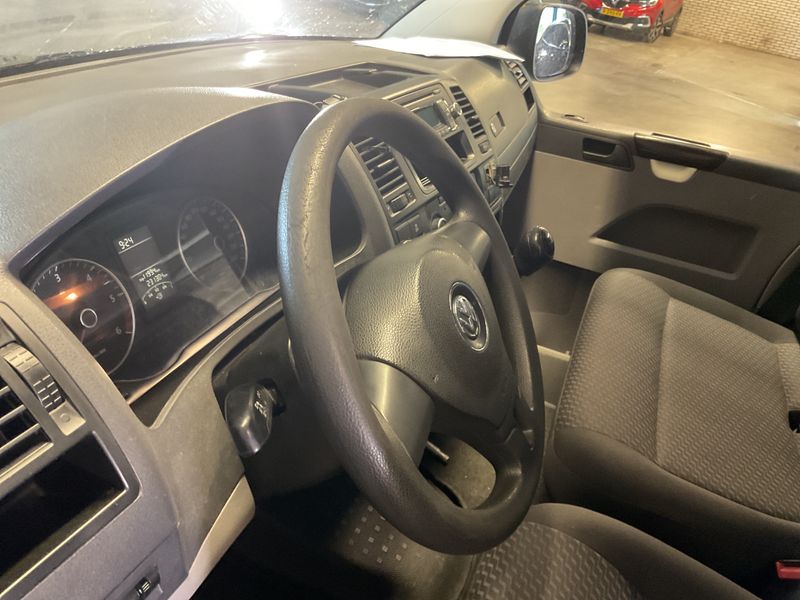 Volkswagen T5 Transporter 2.0 TDI Kasten lang 2012 – снимка 23