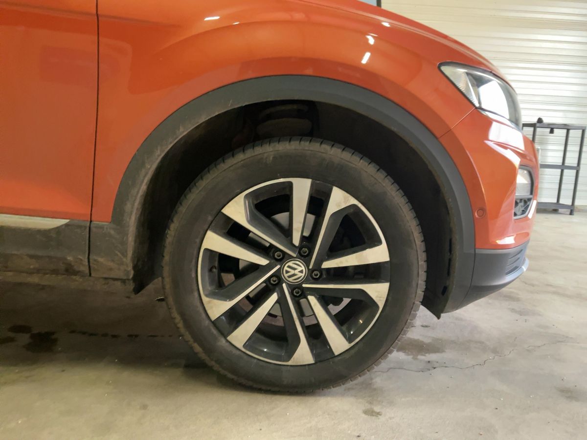 Volkswagen T-Roc 2019 — photo 12