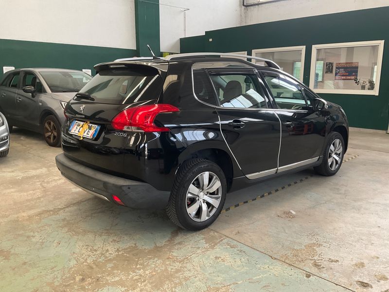 Peugeot 2008 1.2 VTi Allure — zdjęcie 2
