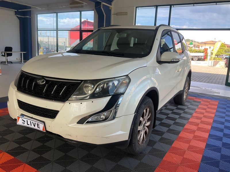 Mahindra XUV 500 2.2 W6 FWD