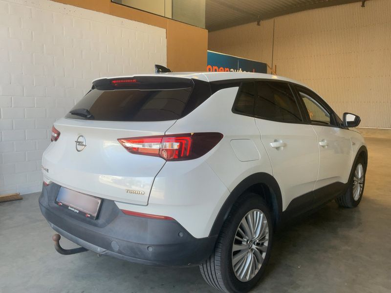 Opel Grandland X 1.2 Turbo Edition — zdjęcie 6