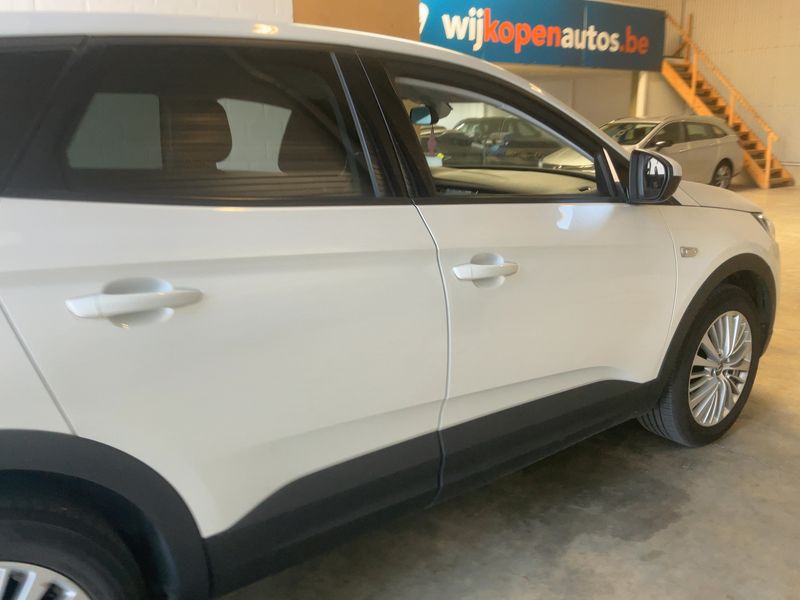 Opel Grandland X 1.2 Turbo Edition — zdjęcie 7